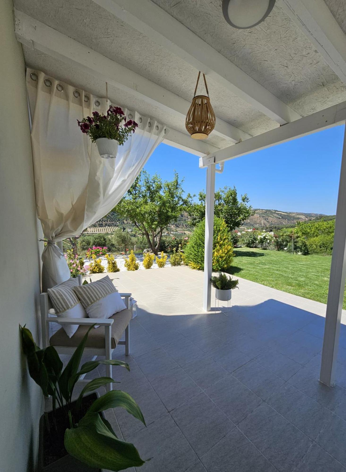 Ornament: Infinite Nature Villa Dhafnes Екстер'єр фото