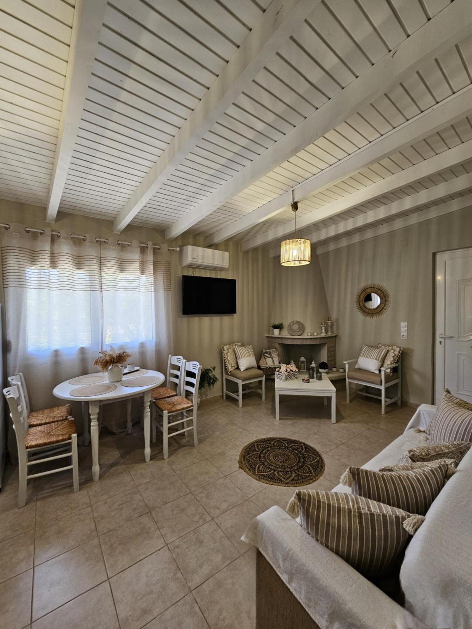 Ornament: Infinite Nature Villa Dhafnes Екстер'єр фото